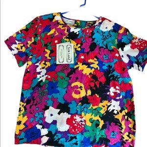 Women’s medium silk tee